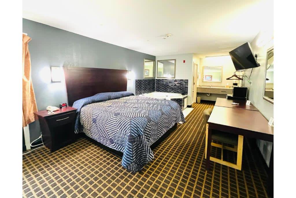 Lake Seminole Inn - Stay Inn Boutique Hotel